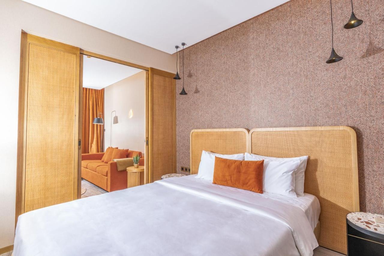 The House Hotel Al Khiran Buitenkant foto