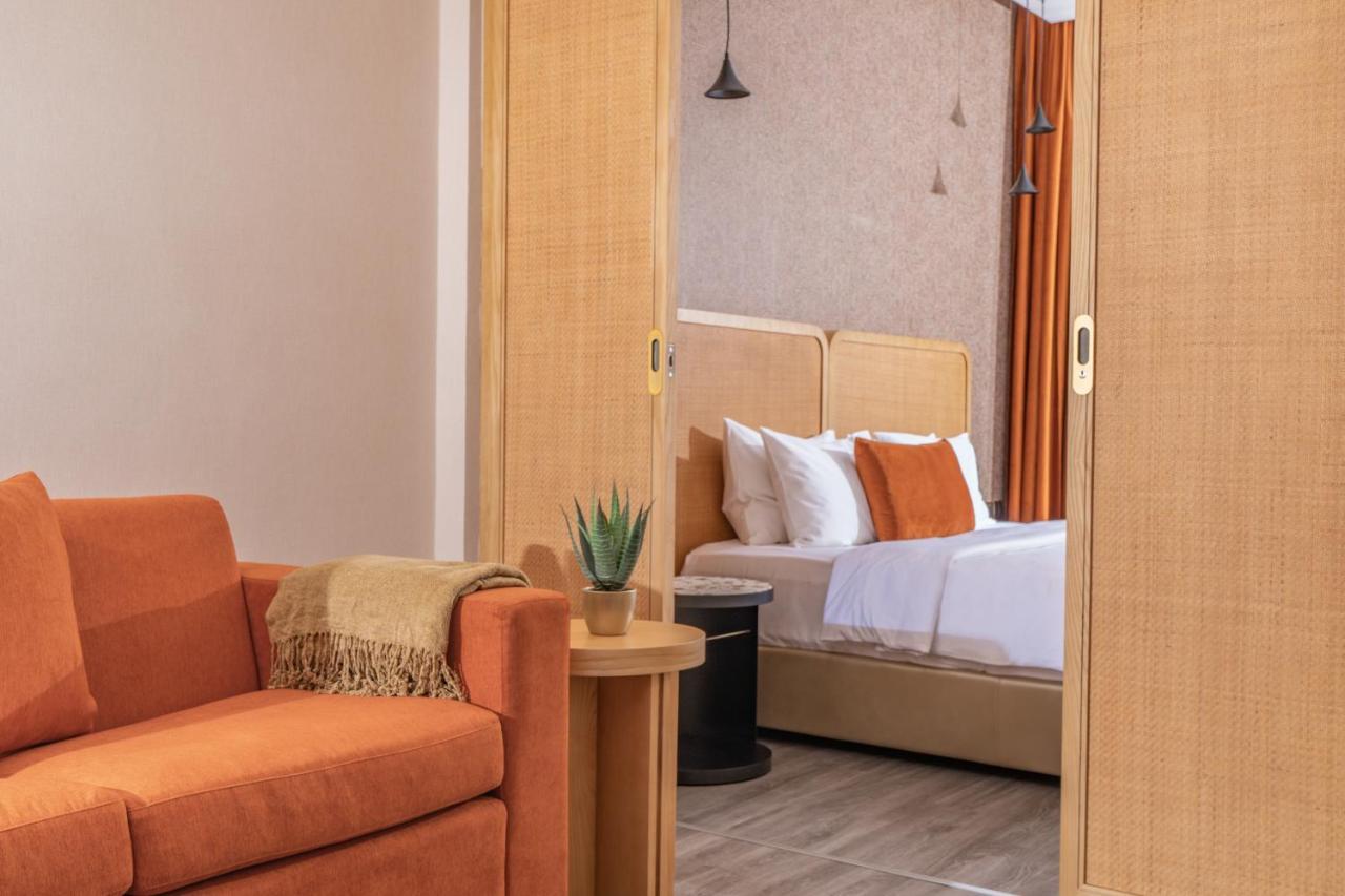 The House Hotel Al Khiran Buitenkant foto